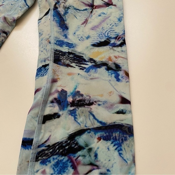 Lululemon wonder under exposure multi size 6 - Picture 3 of 8